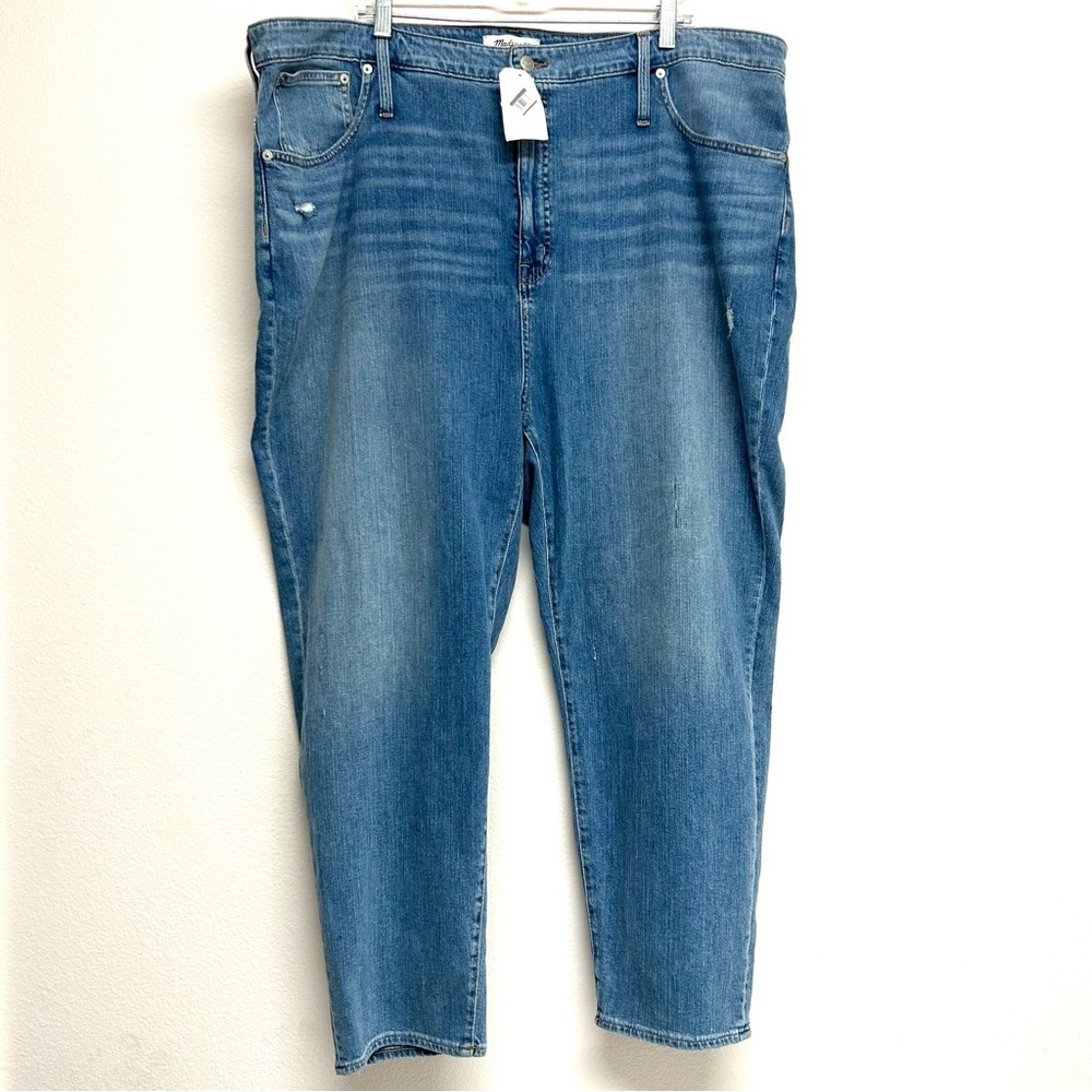 NWT Madewell Women 37 Classic Straight Blue Jeans High Rise Distressed Med. wash